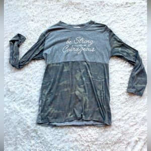 Camo and gray graphic T shirt